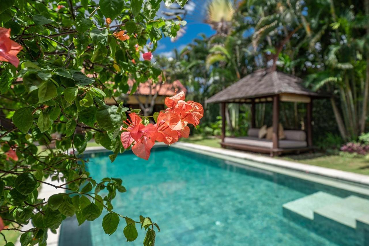 Rumi Villas Seminyak Exterior foto